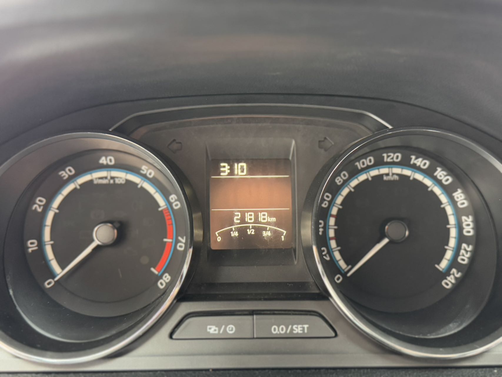 Skoda Kamiq 1.5L - Фото 9