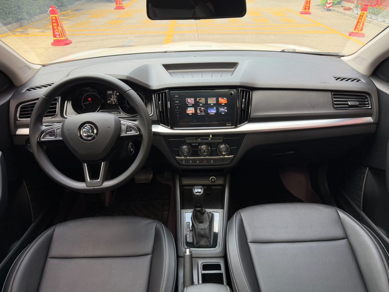 Skoda Kamiq 1.5L - Фото 6