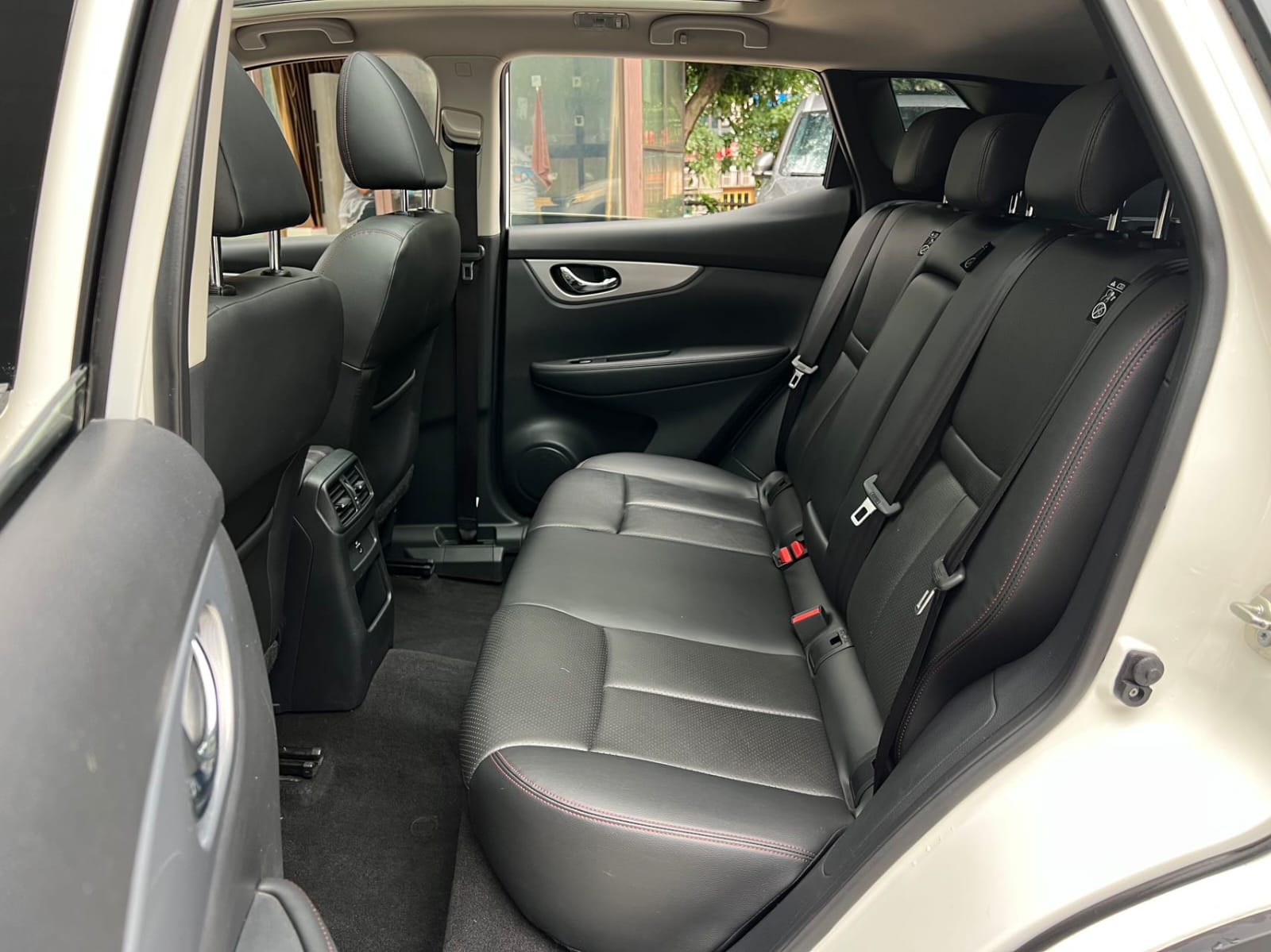 Nissan Qashqai 2.0L CVT XV Prem Deluxe Edition - Фото 5