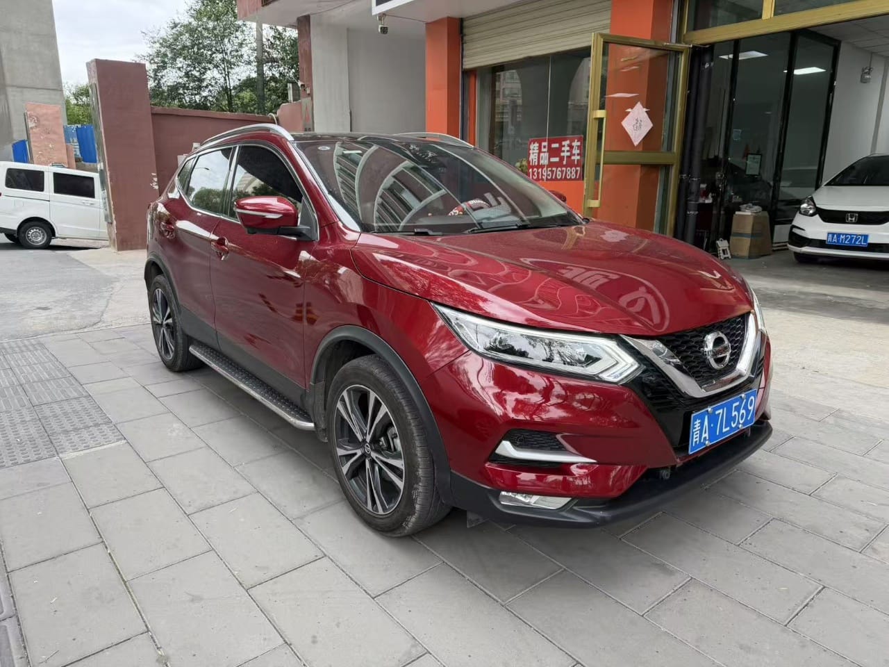 Nissan Qashqai 2.0 XV Prem Deluxe - Фото 2