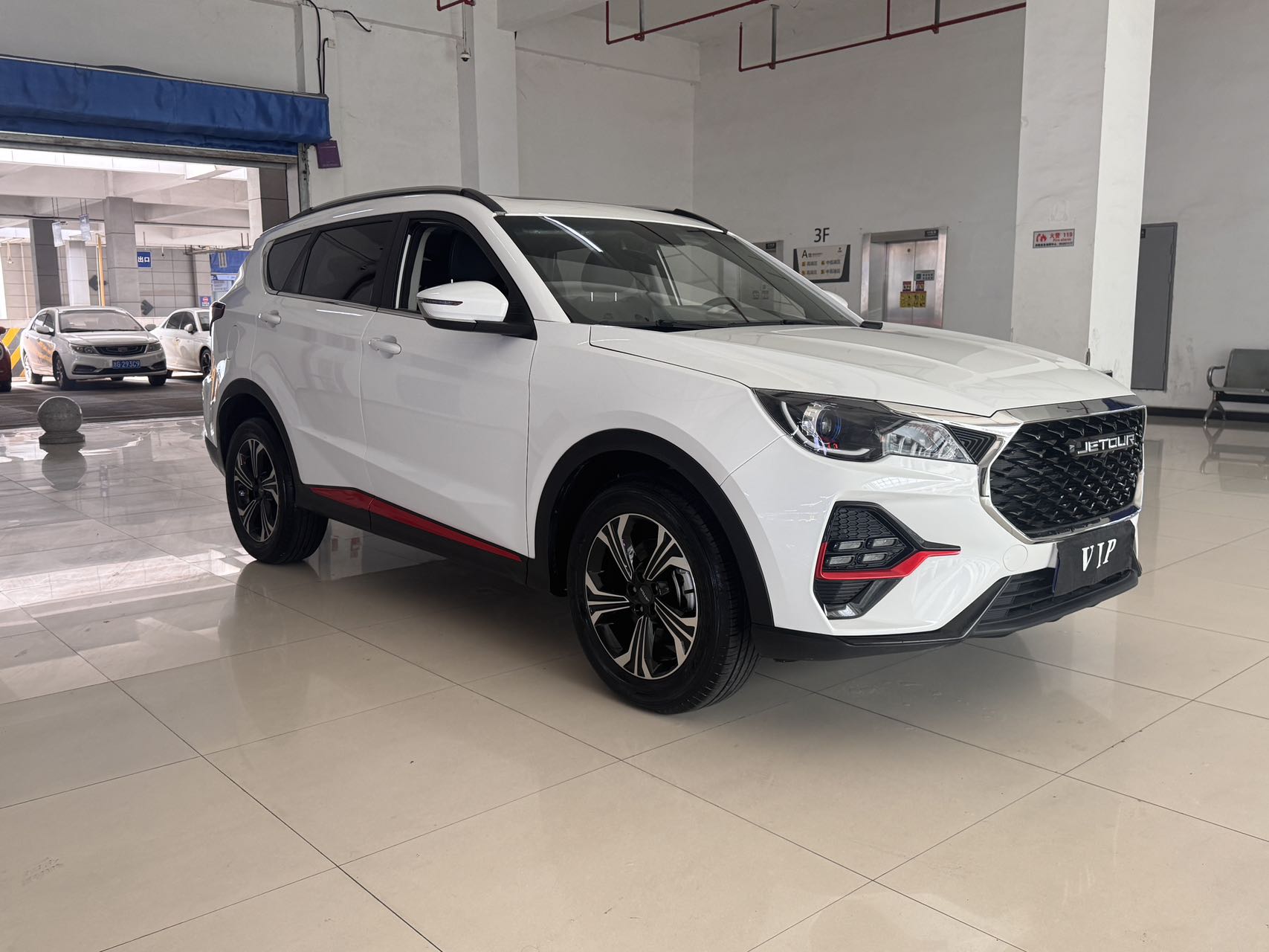Jetour X70 1.5T Dream Edition - Фото 2