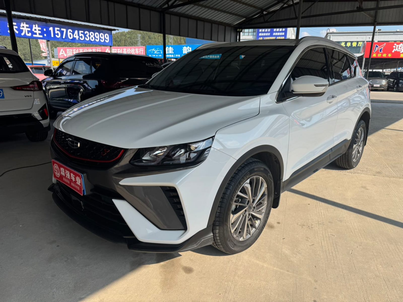 Geely Coolray 1.4T Gold - Фото 1