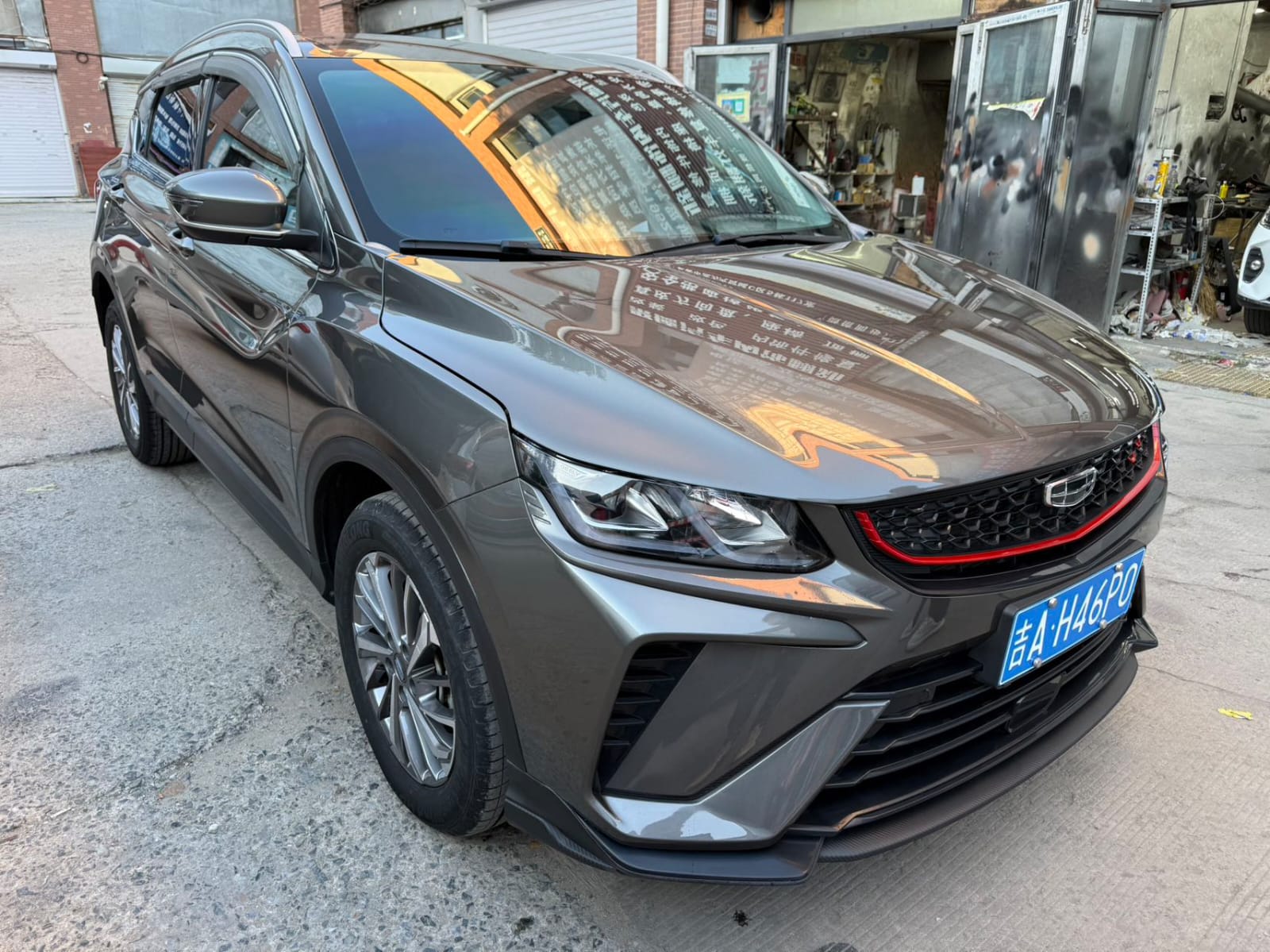 Geely Coolray 1.4T Gold - Фото 2
