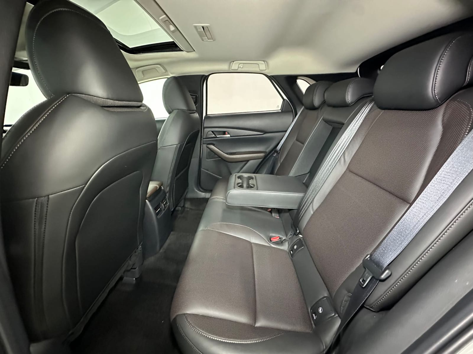 Mazda CX-30 2.0L - Фото 4