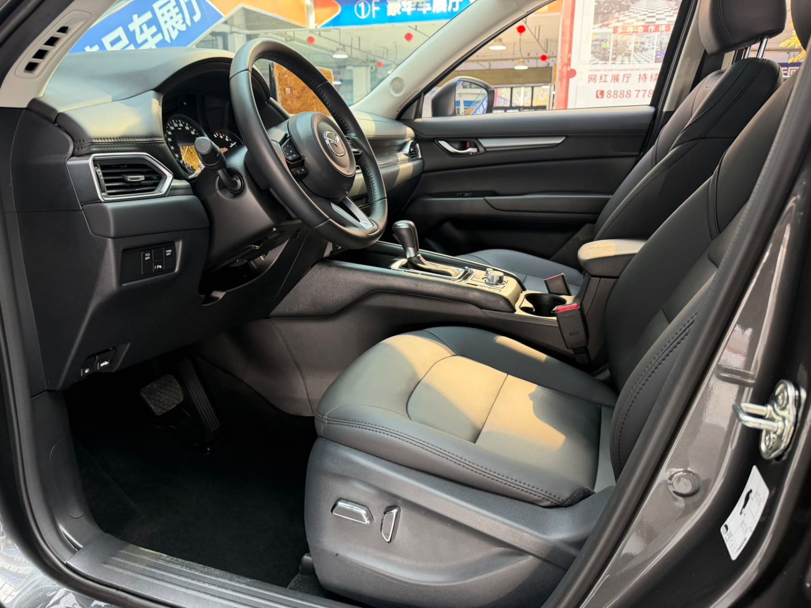Mazda CX-5 2.0L - Фото 4