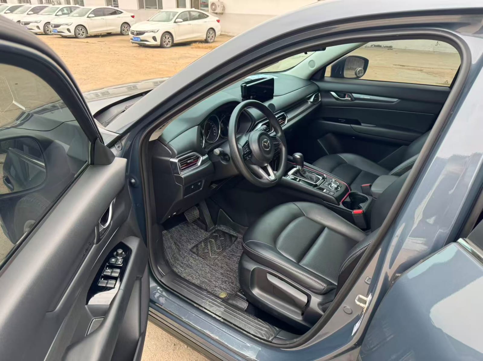 Mazda CX-5 2.0L - Фото 4