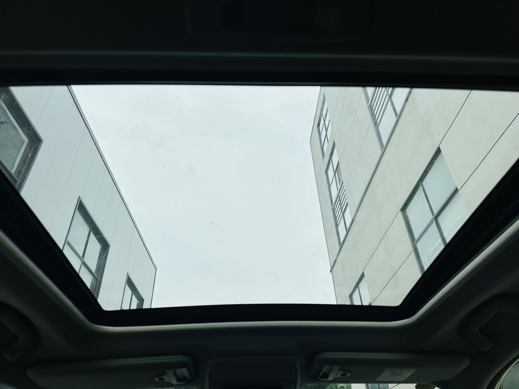 Subaru Forester 2.0i AWD Deluxe Edition - Фото 6