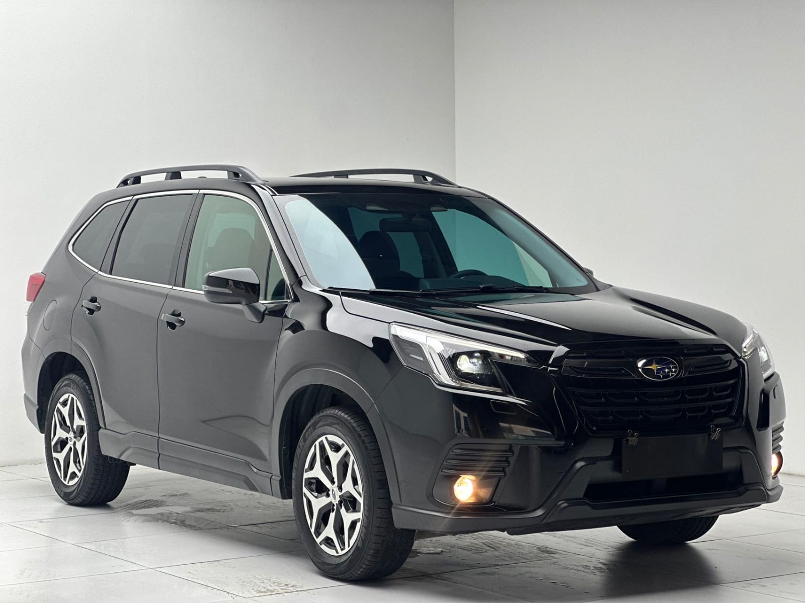Subaru Forester 2.0i AWD Deluxe Edition EyeSight - Фото 2