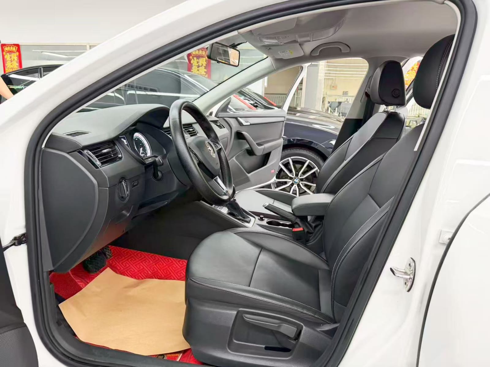 Skoda Octavia 1.5L Comfort Edition - Фото 4