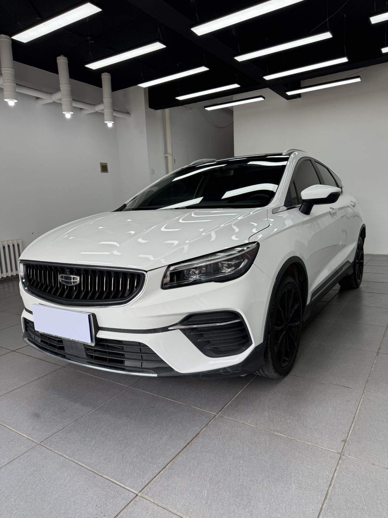 Geely Emgrand S 1.4T CVT Premium - Фото 1