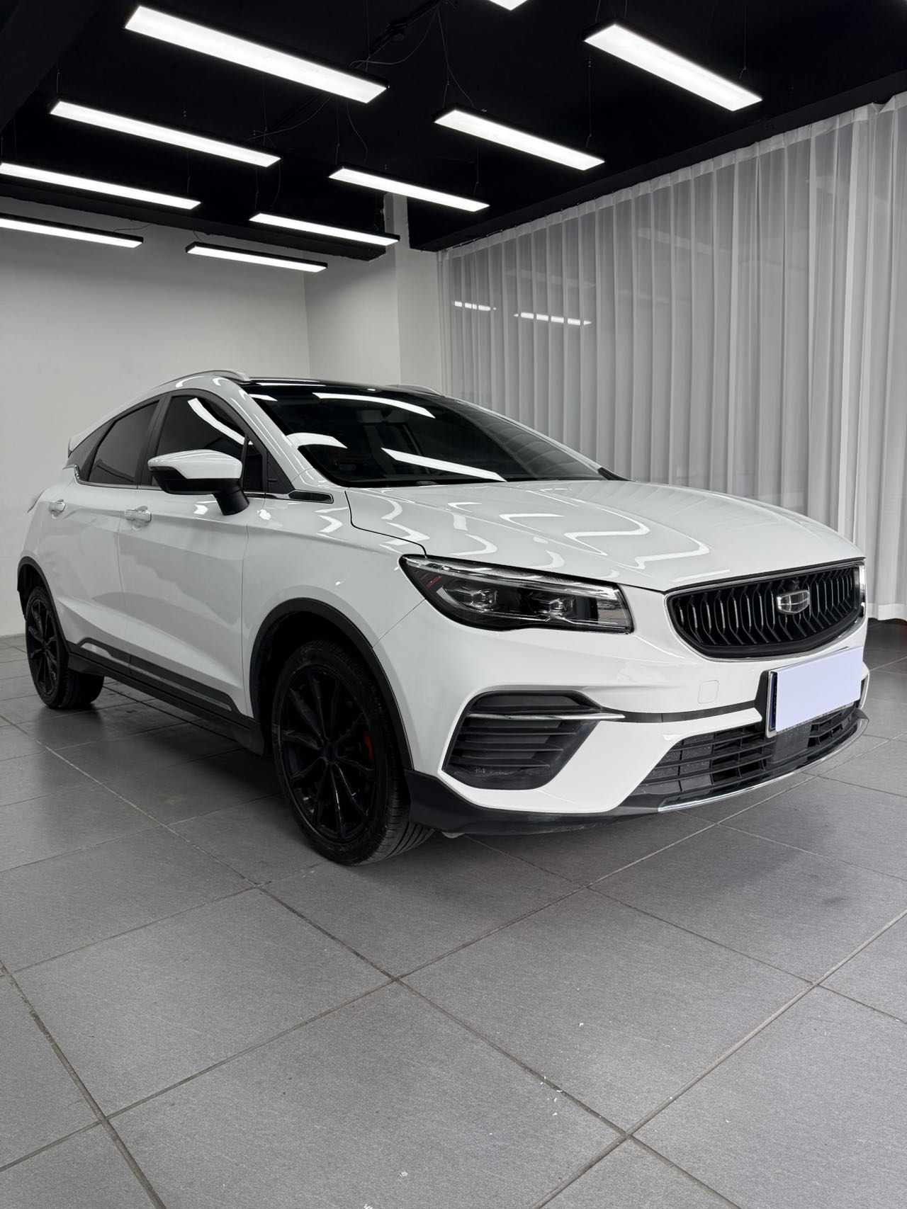 Geely Emgrand S 1.4T CVT Premium - Фото 2