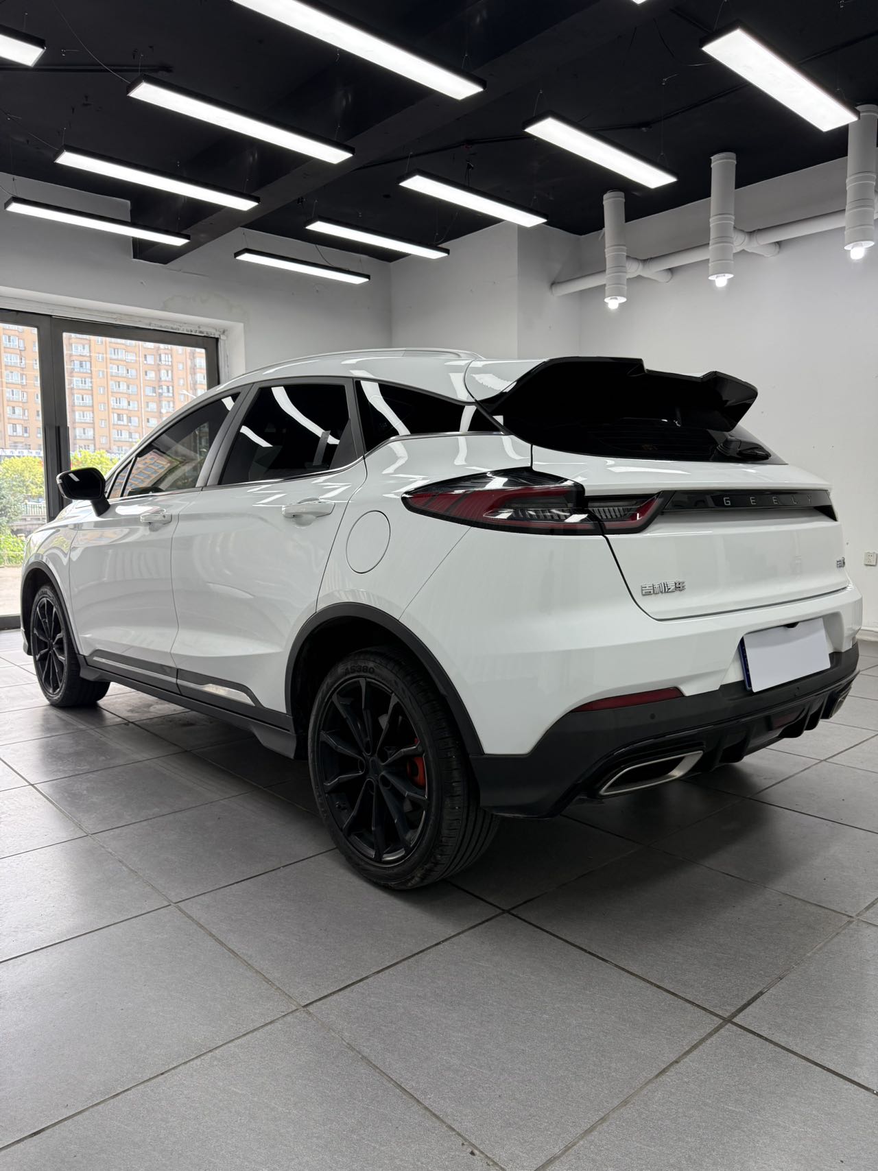 Geely Emgrand S 1.4T CVT Premium - Фото 4