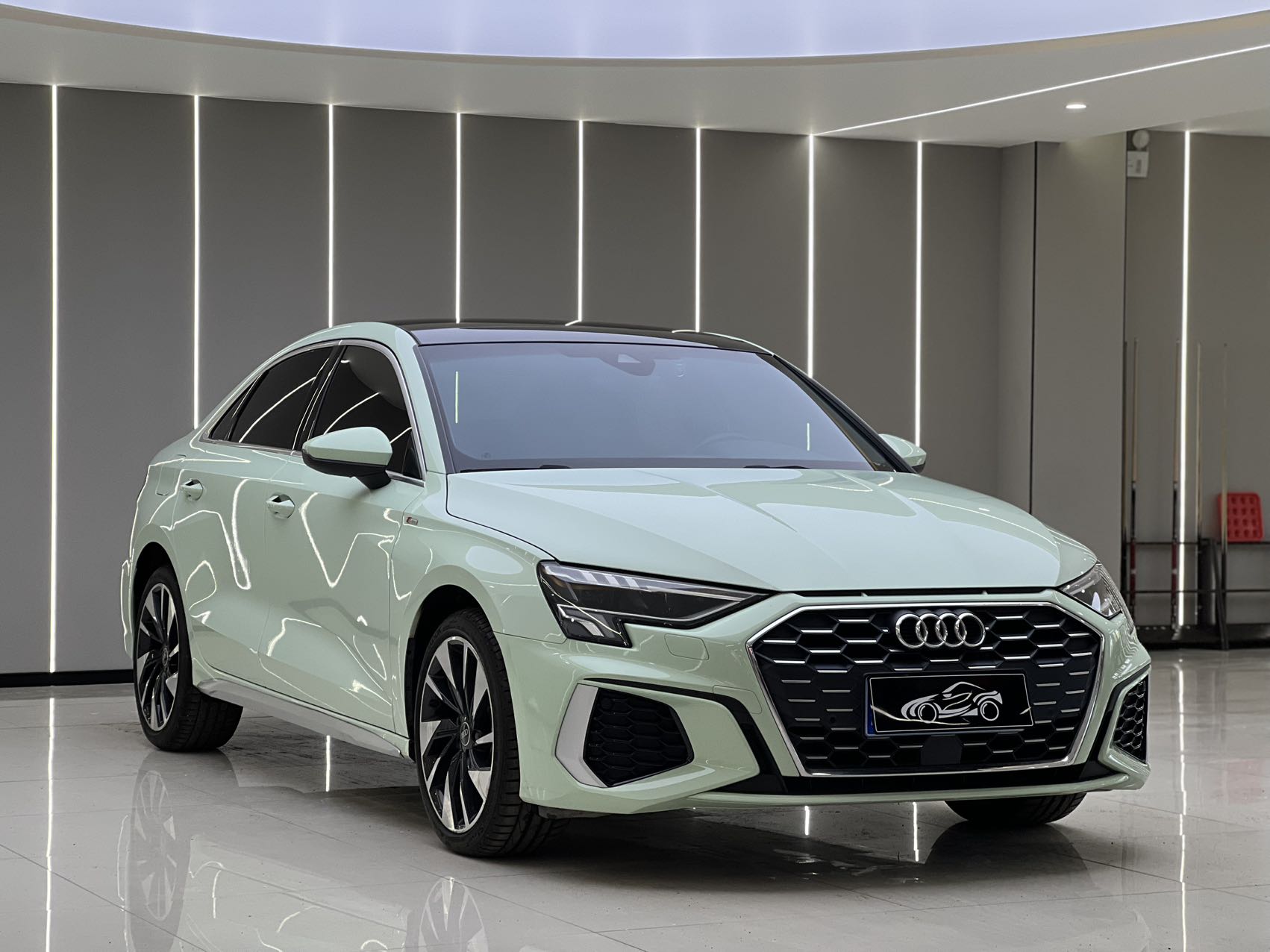 Audi A3L Limousine 35 TFSI - Фото 2