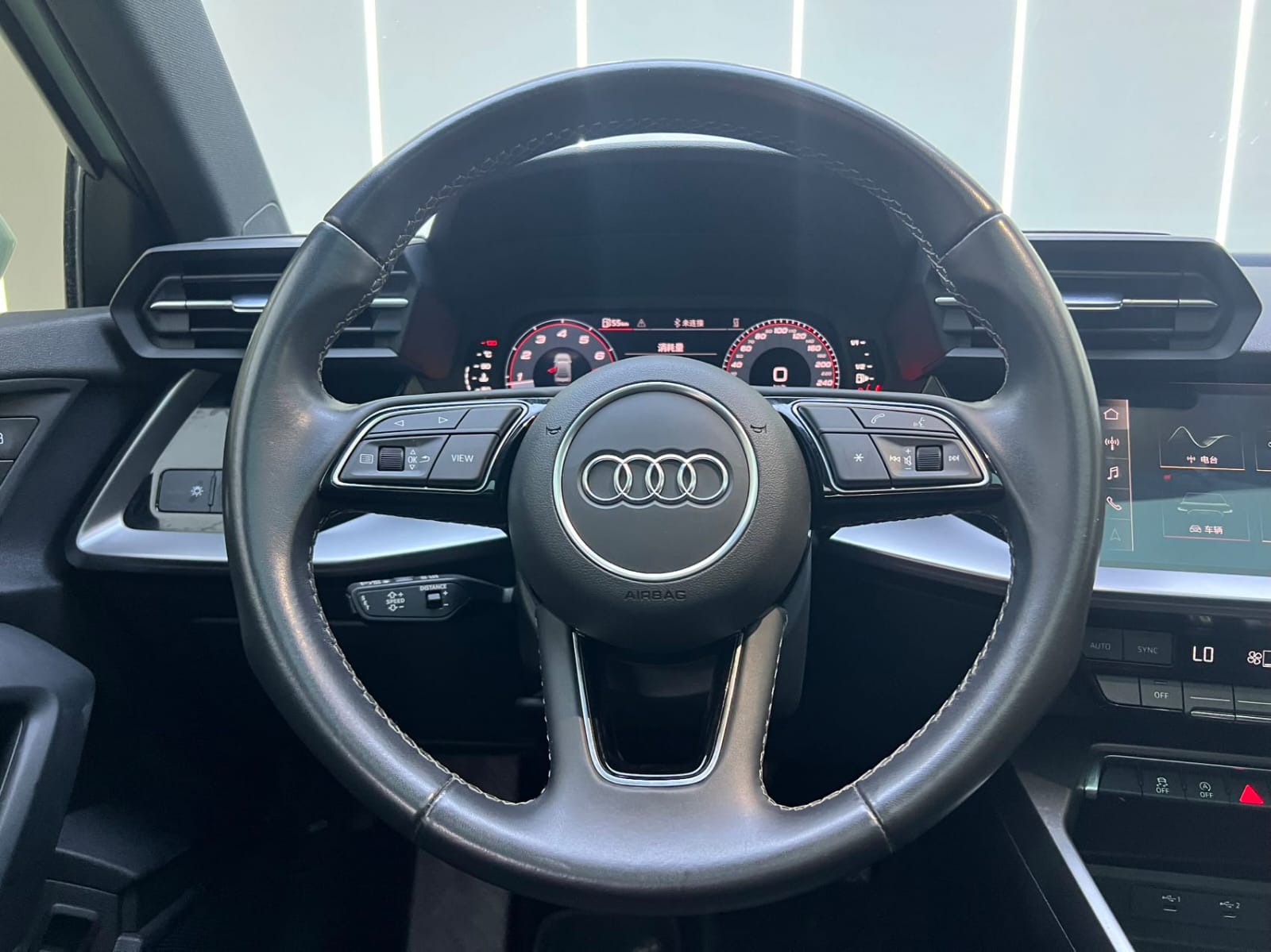 Audi A3L Limousine 35 TFSI - Фото 7