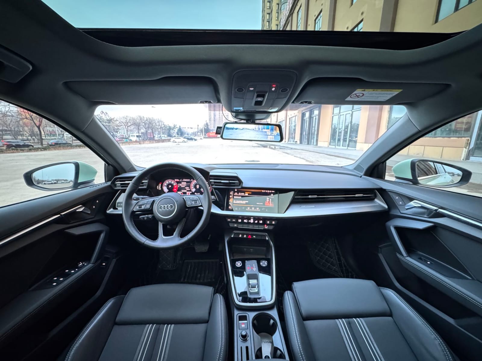 Audi A3L Limousine 35 TFSI - Фото 7