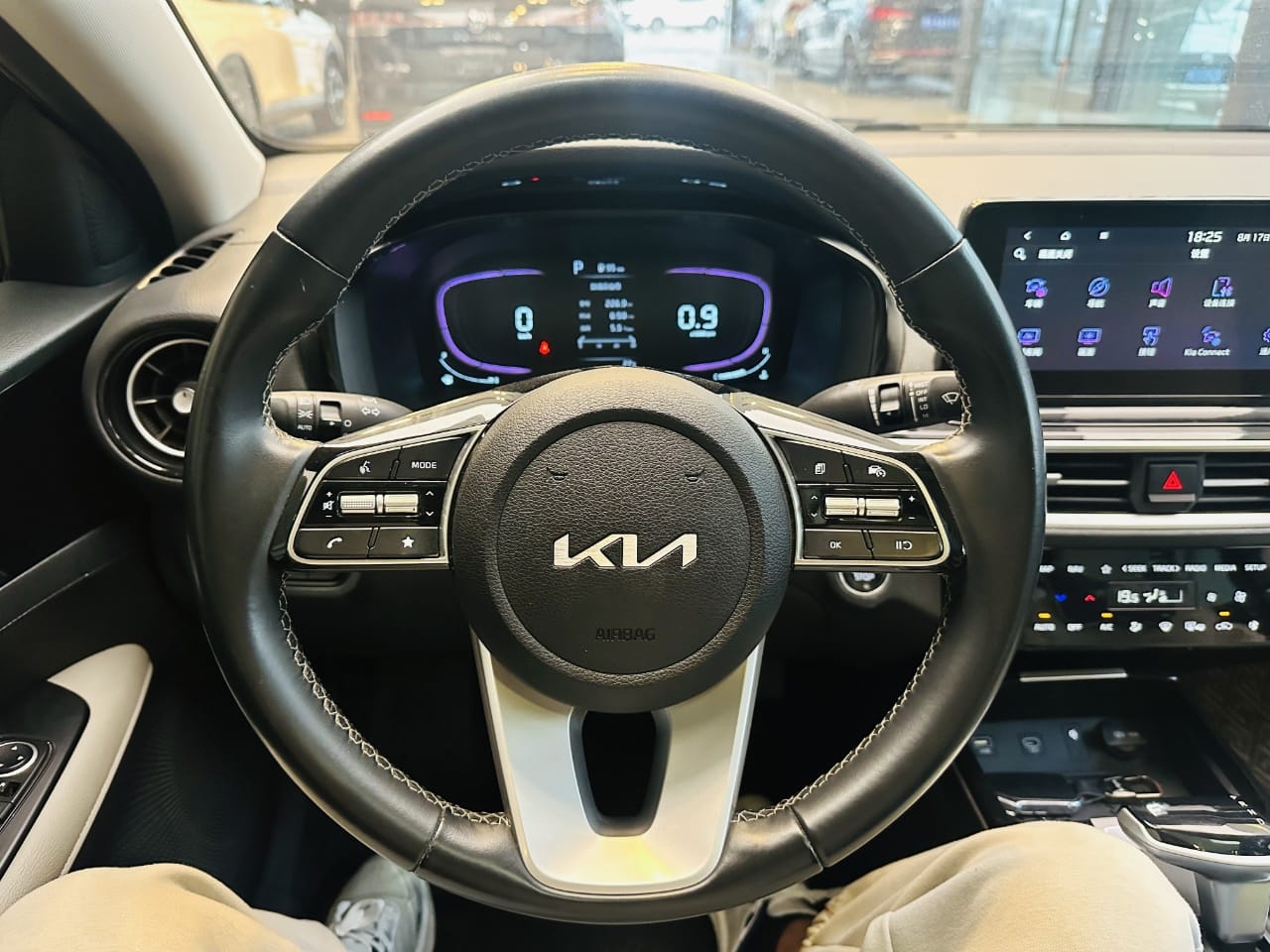 Kia K3 1.5L CVT Deluxe Edition - Фото 8