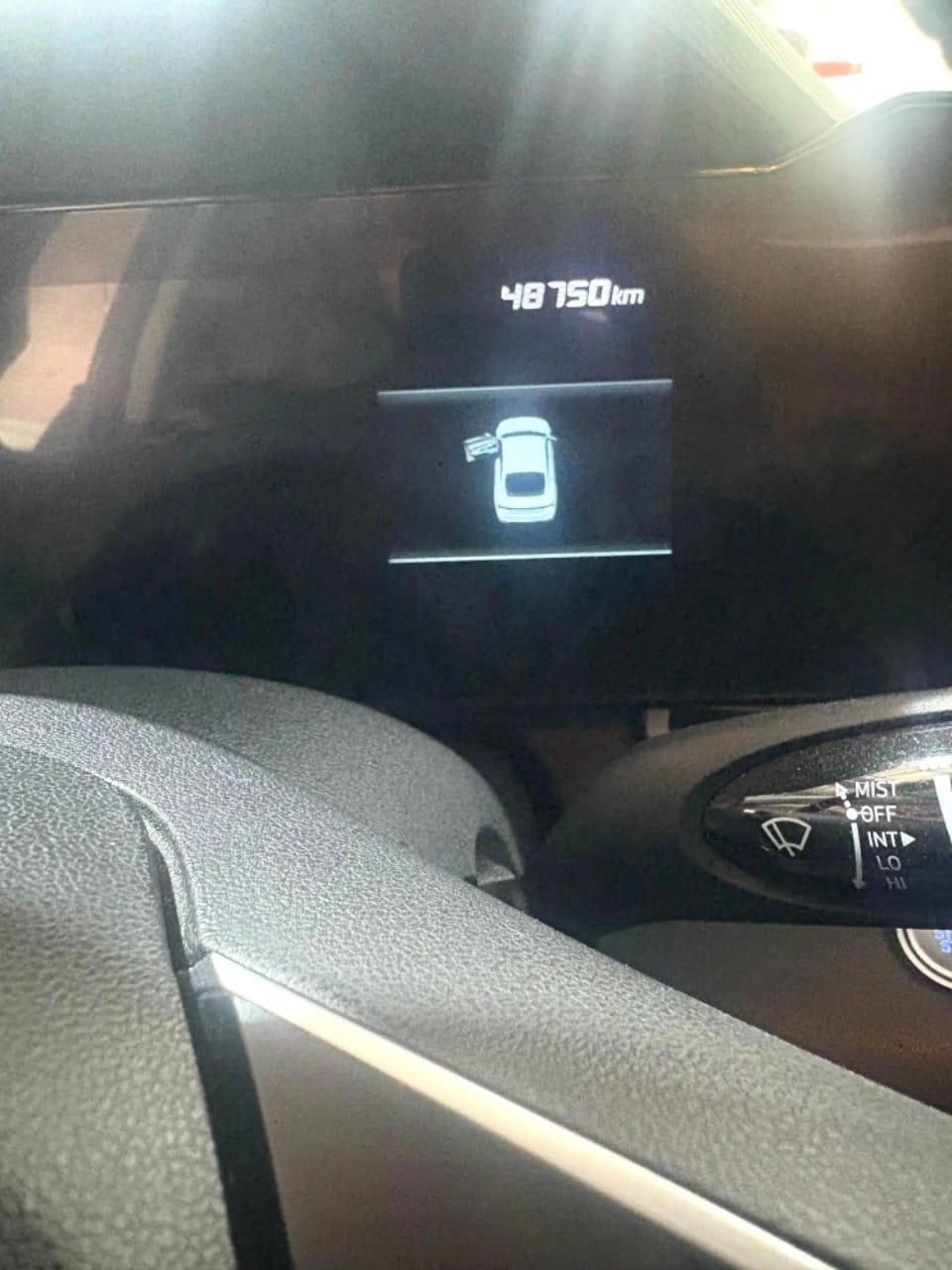 Hyundai Elantra 1.5L LUX Premium Edition - Фото 7