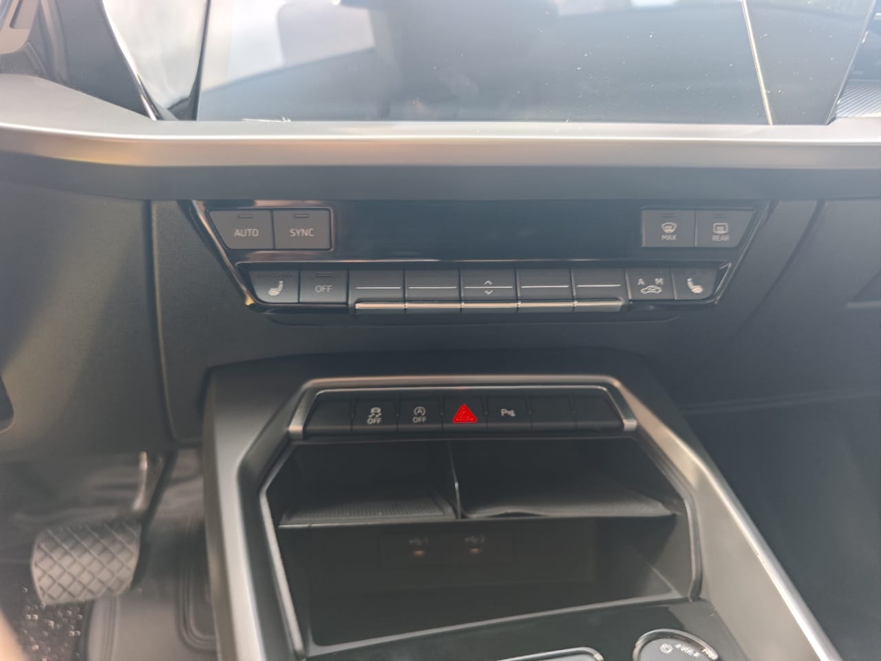 Audi A3L Limousine 35 TFSI - Фото 8