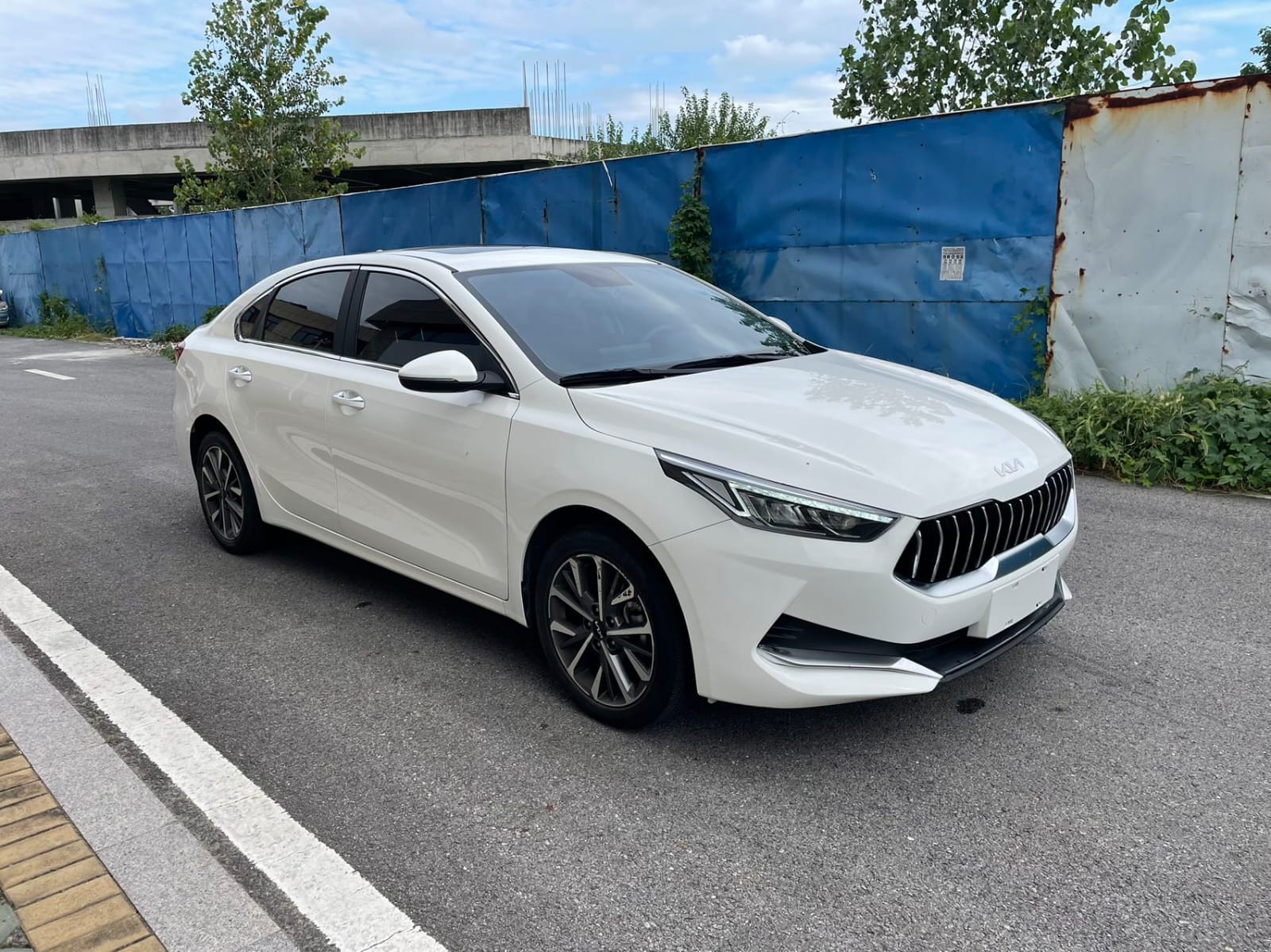 Kia K3 1.5L - Фото 2