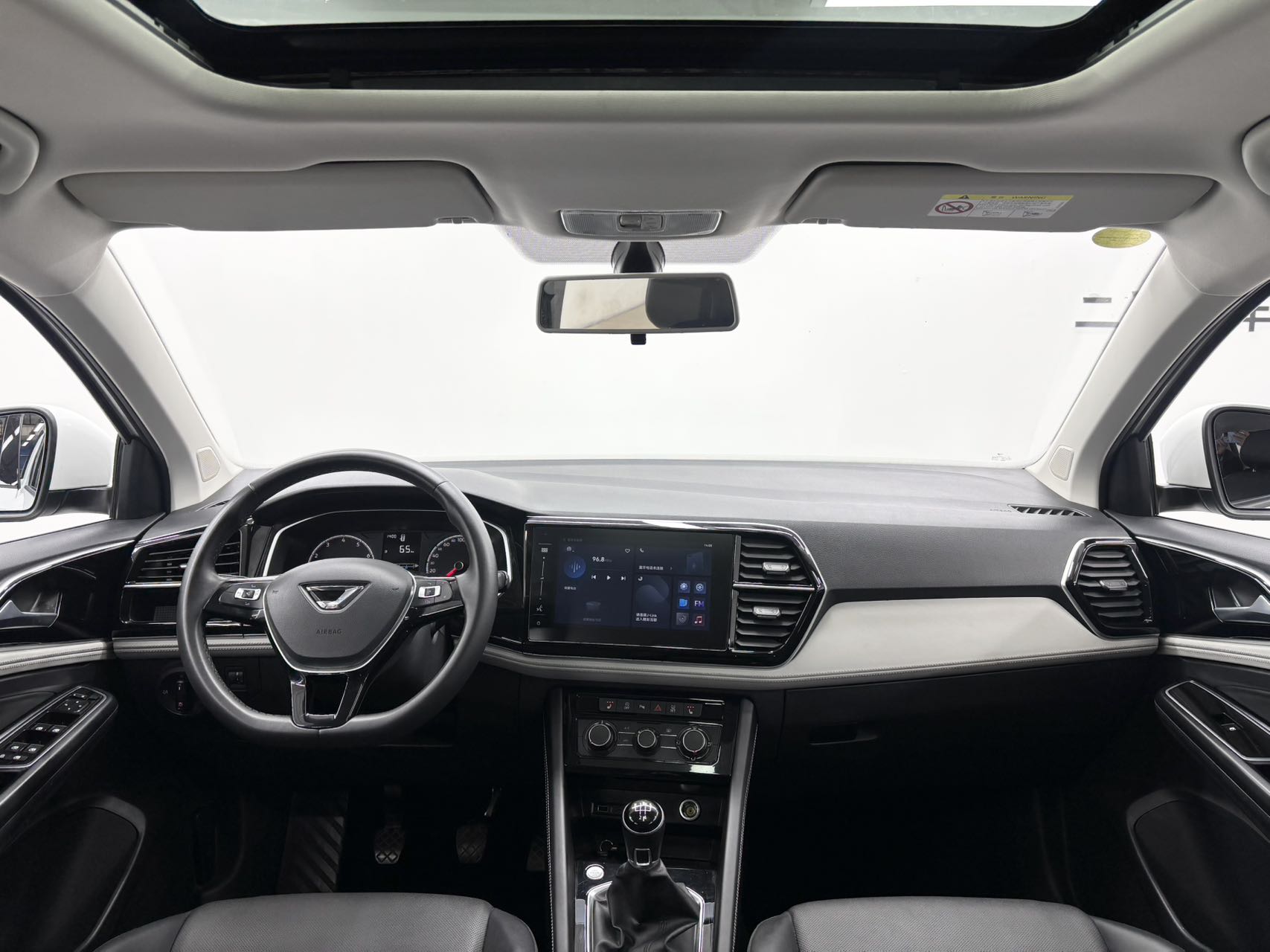 Jetta VS5 280TSI Manual Joy - Фото 7