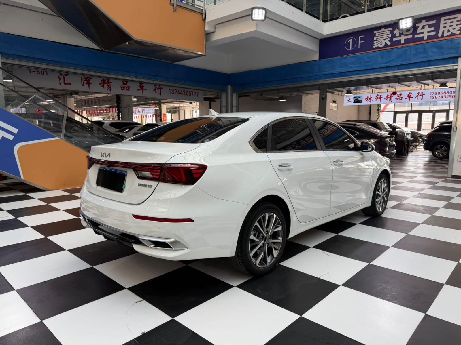Kia K3 Fashion Edition - Фото 3