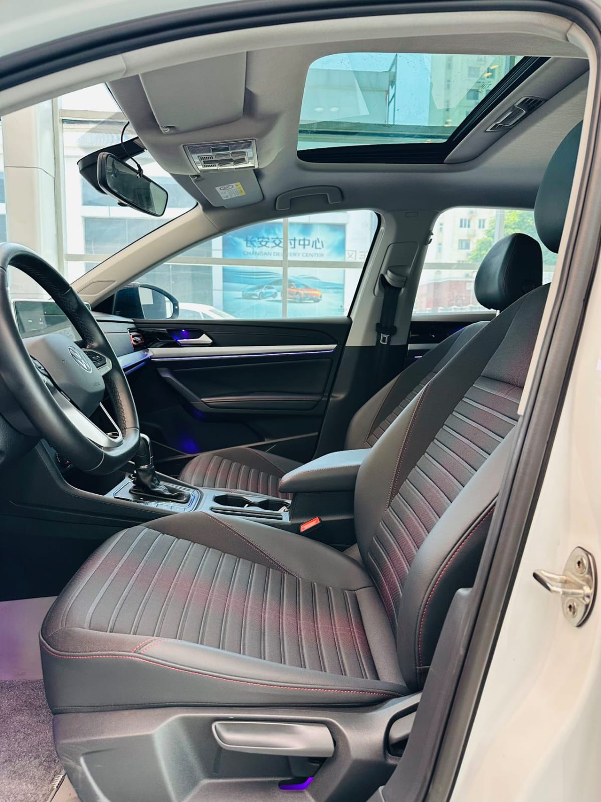 Volkswagen Lavida 280TSI DSG - Фото 4