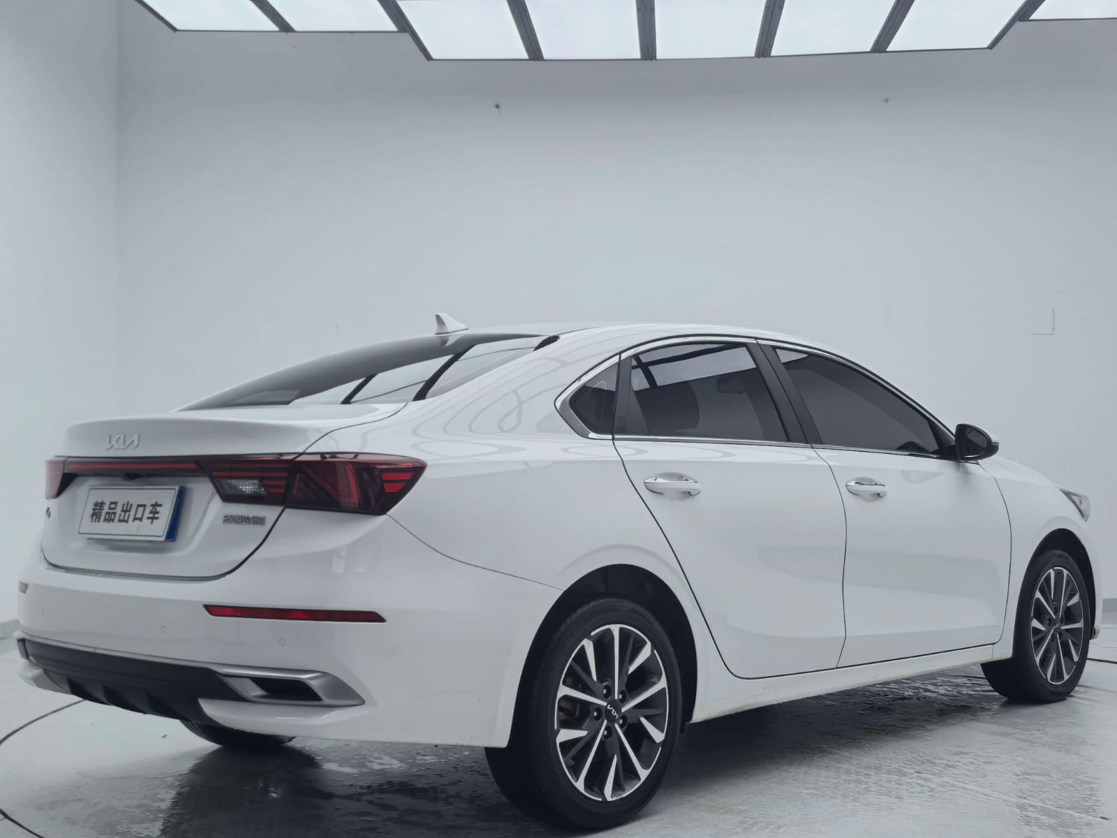 Kia K3 1.5L CVT Fashion Edition - Фото 3