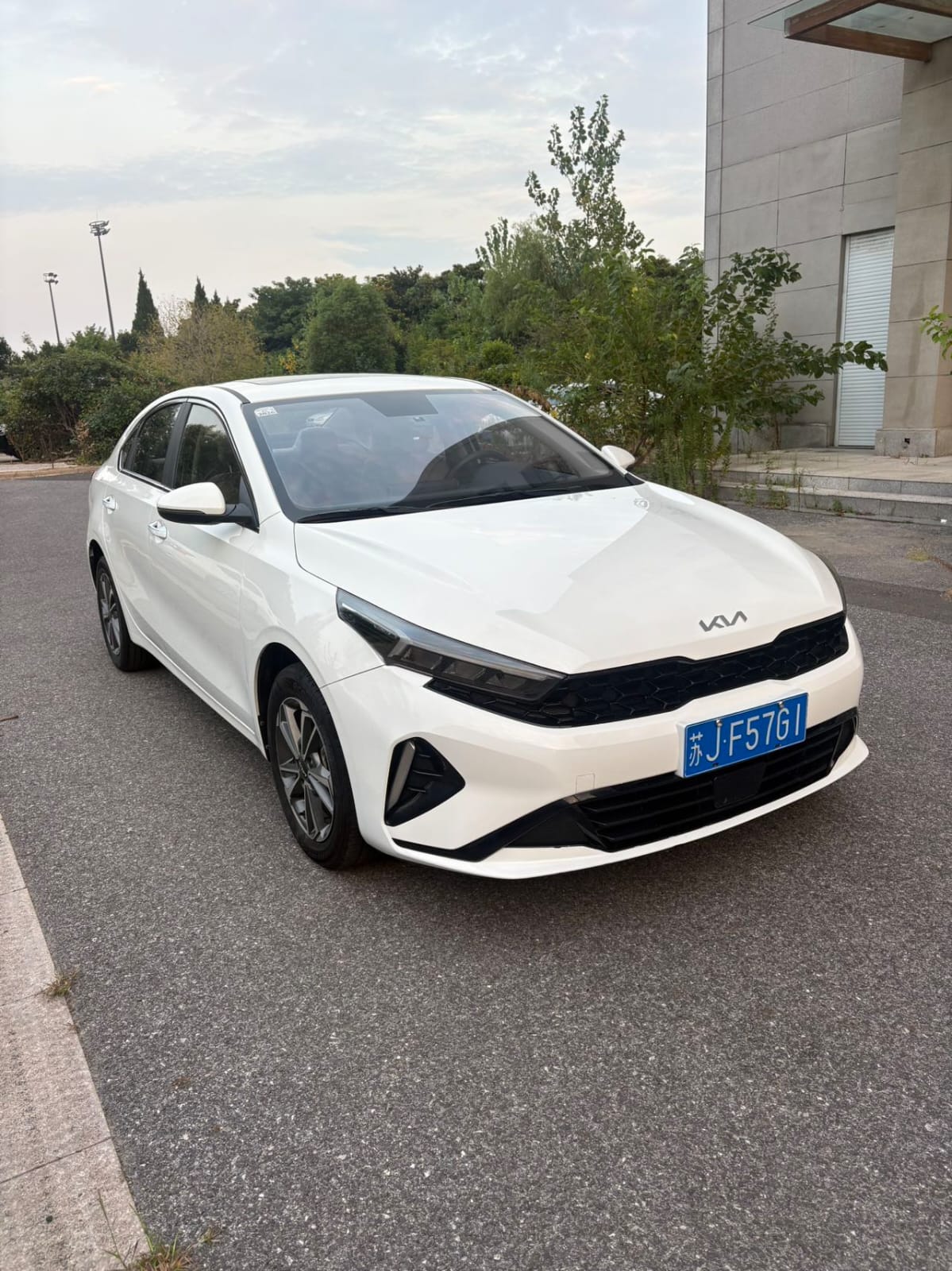 Kia K3 1.5L Deluxe Edition