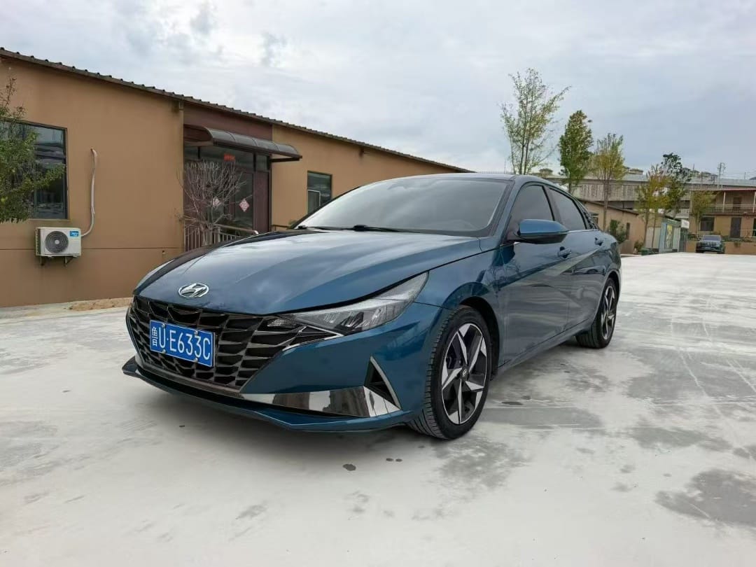 Hyundai Elantra 1.5L Premium Edition