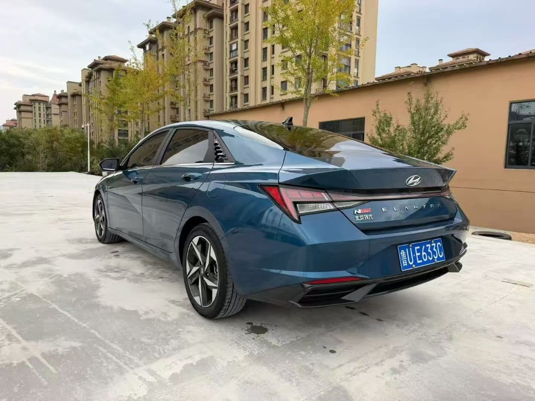 Hyundai Elantra 1.5L Premium Edition
