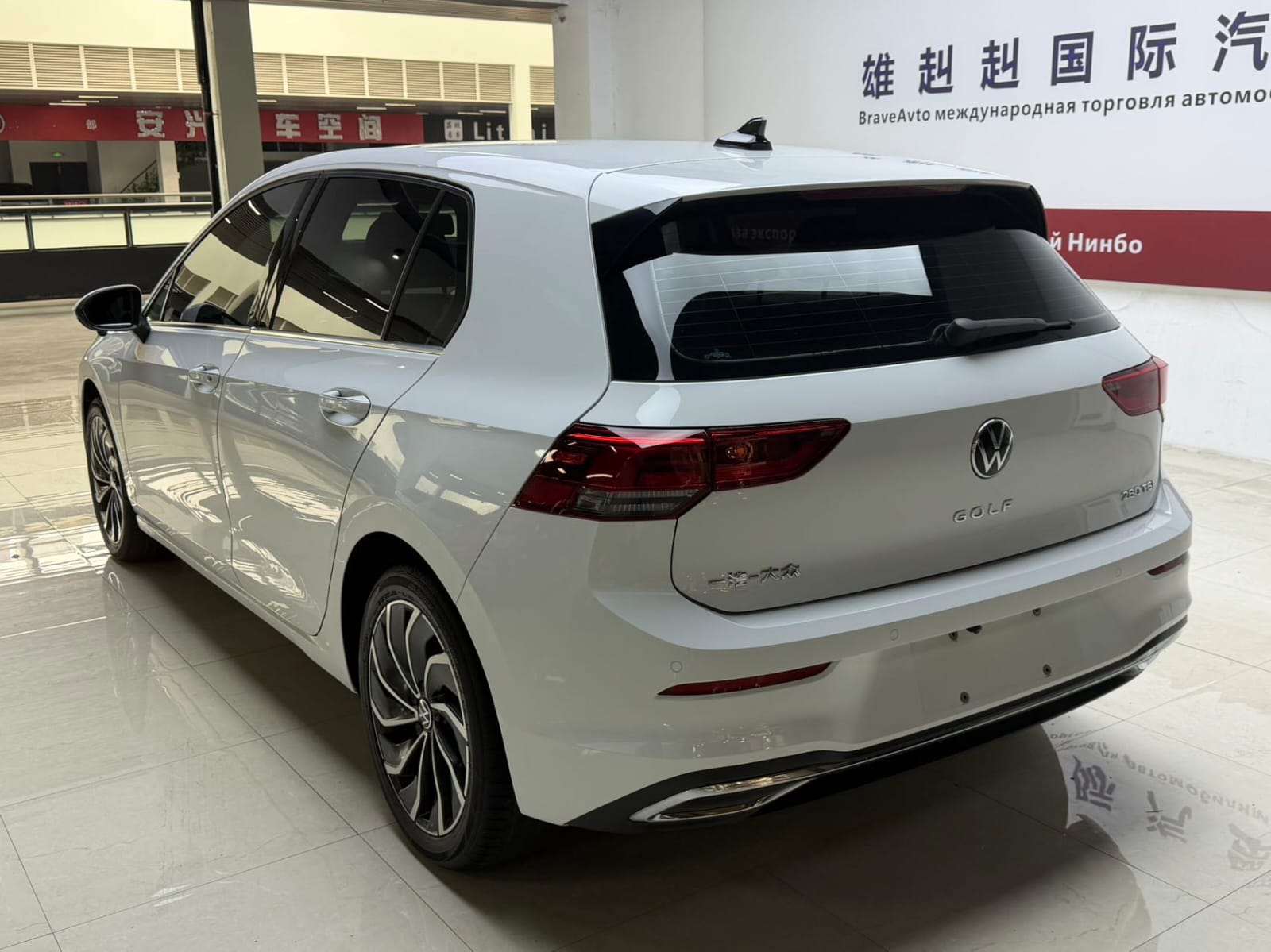 Volkswagen Golf 280TSI DSG Pro