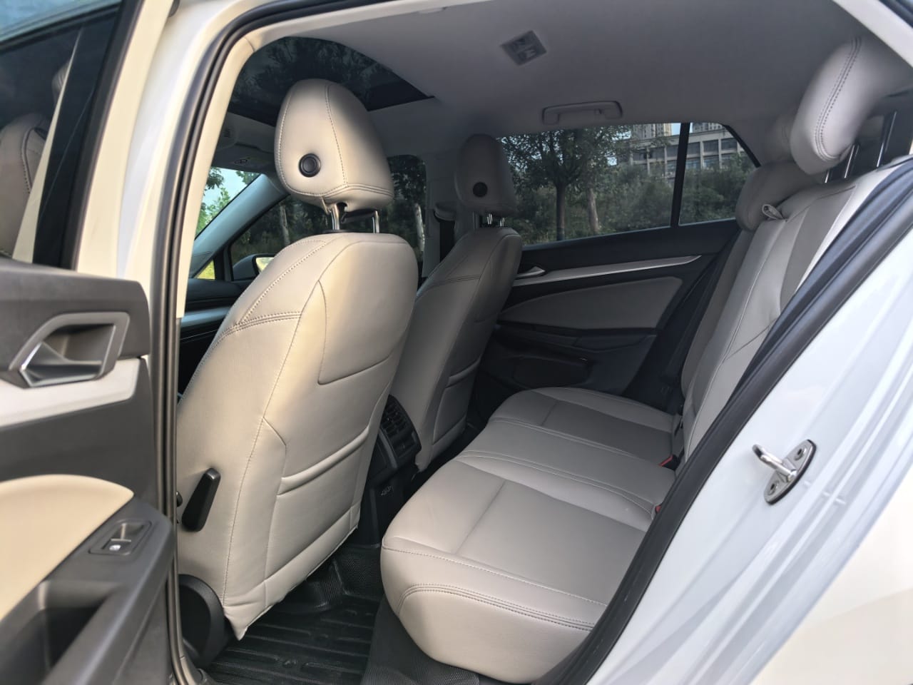 Volkswagen Golf 280TSI DSG Pro