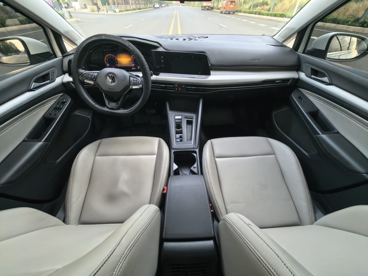 Volkswagen Golf 280TSI DSG Pro