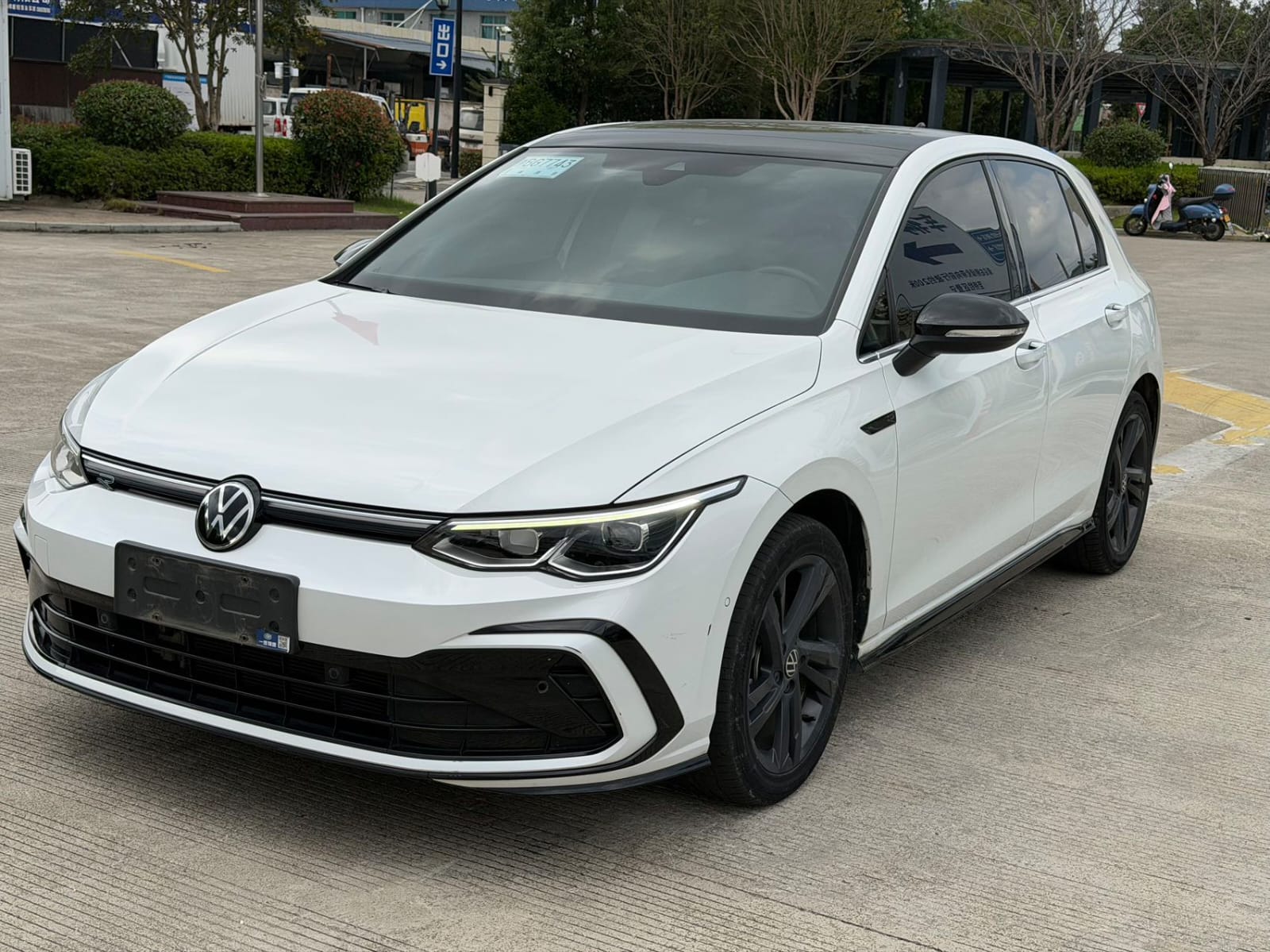 Volkswagen Golf 280TSI R-Line