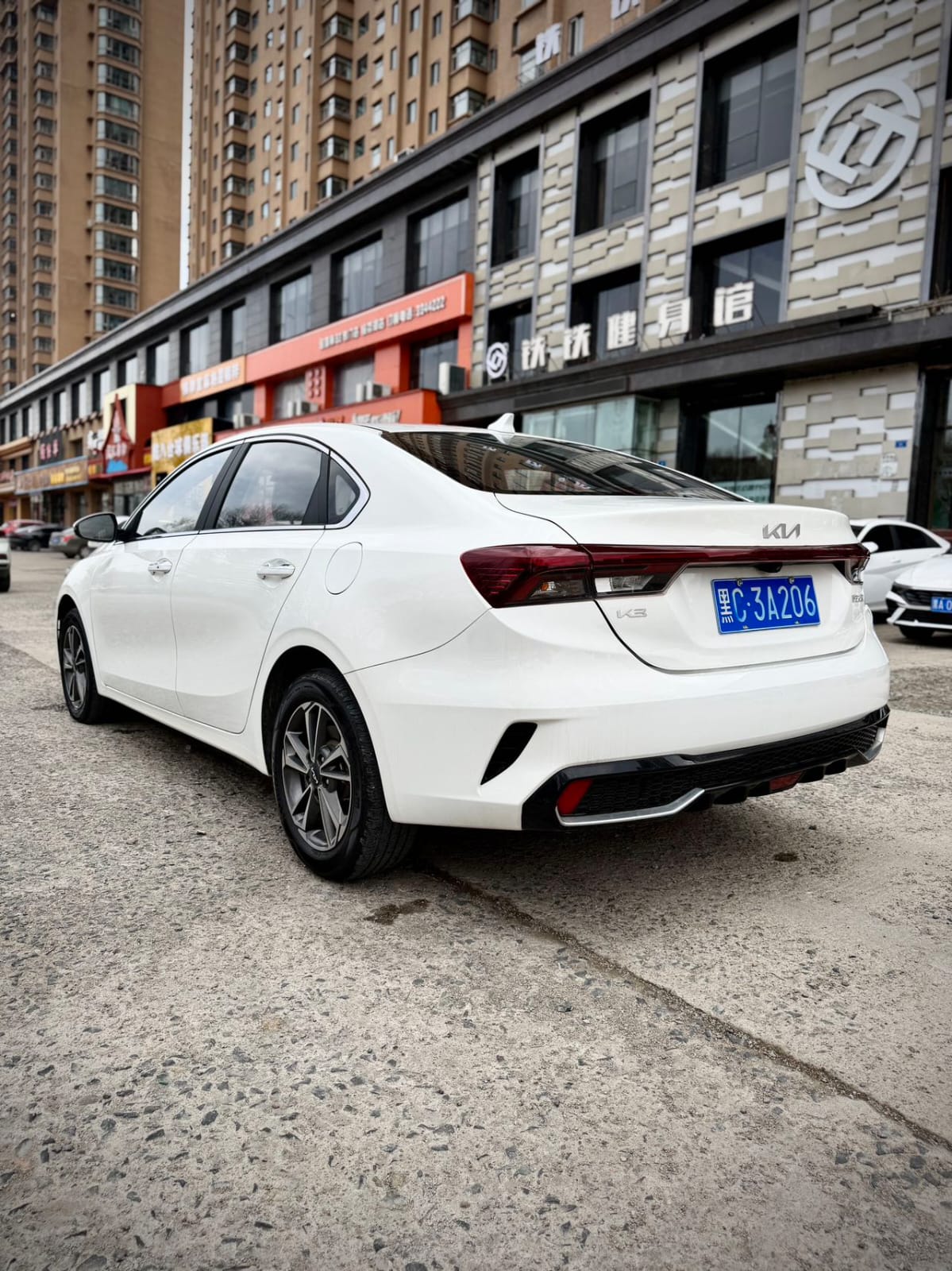 Kia K3 1.5L CVT Deluxe Edition