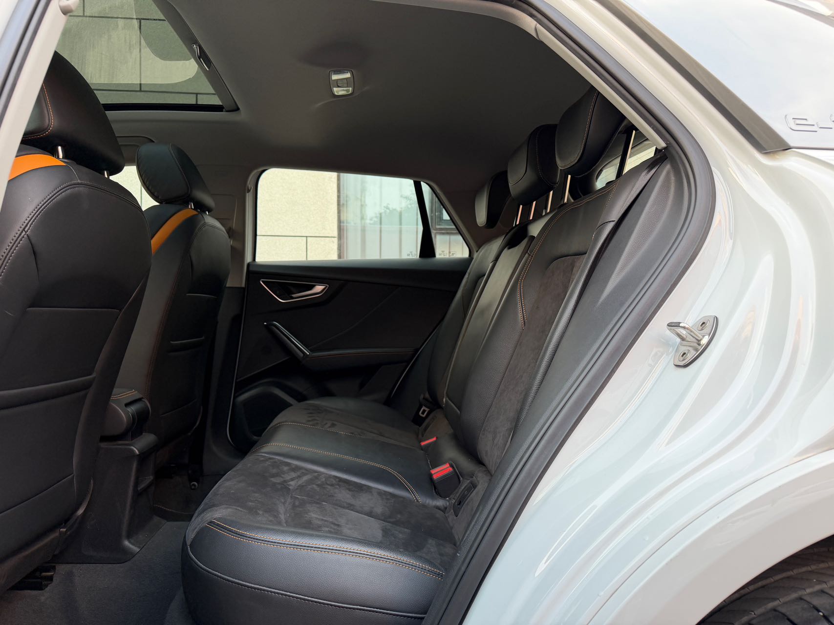 Audi Q2L e-tron