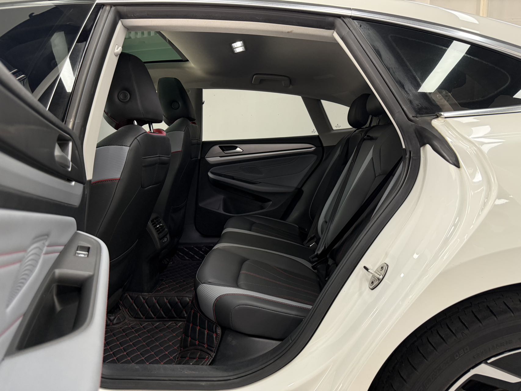 Volkswagen Lamando L 1.4TSI 280TSI