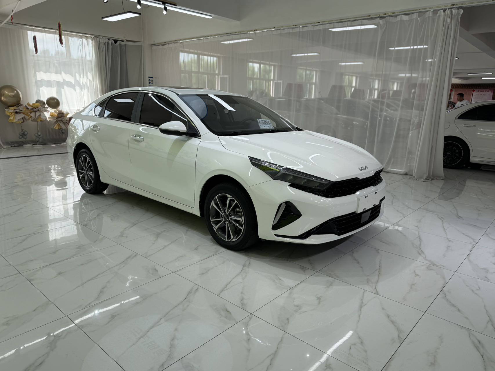 Kia K3 1.5L CVT Deluxe Edition