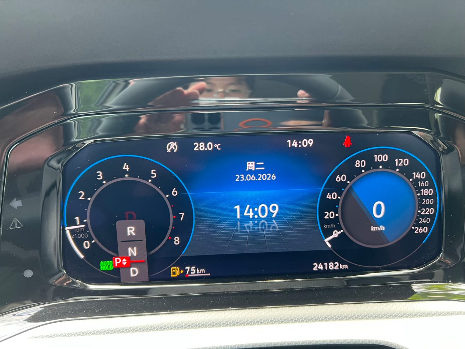 Volkswagen Golf 200TSI DSG Pro