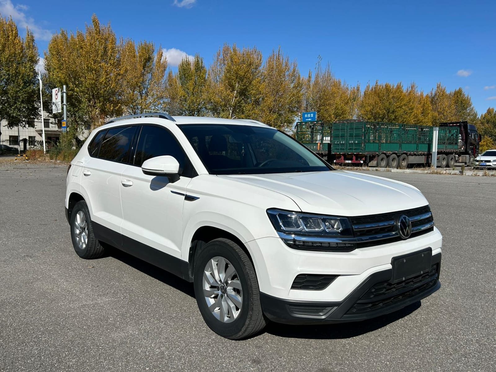 Volkswagen Tharu 280TSI