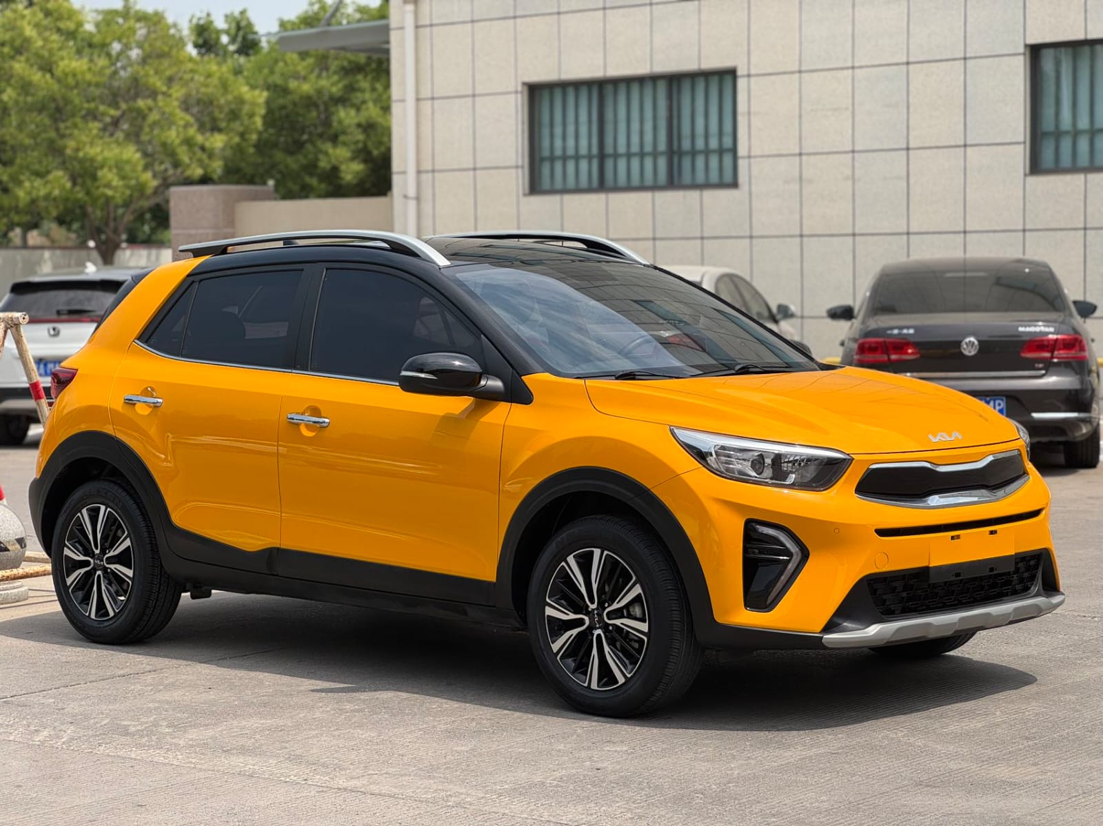 Kia KX1 1.4L CVT Skylight Edition