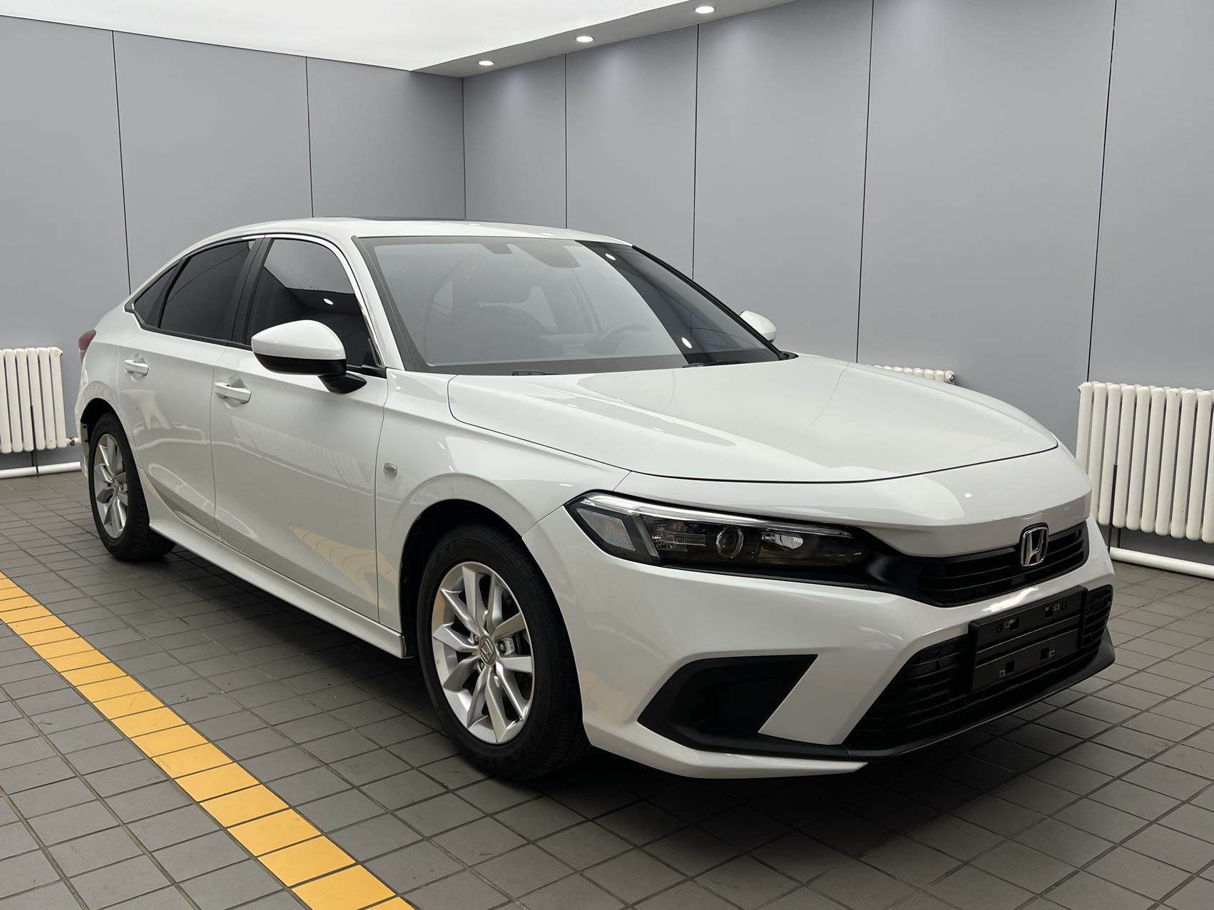 Honda Civic 180 Turbo CVT