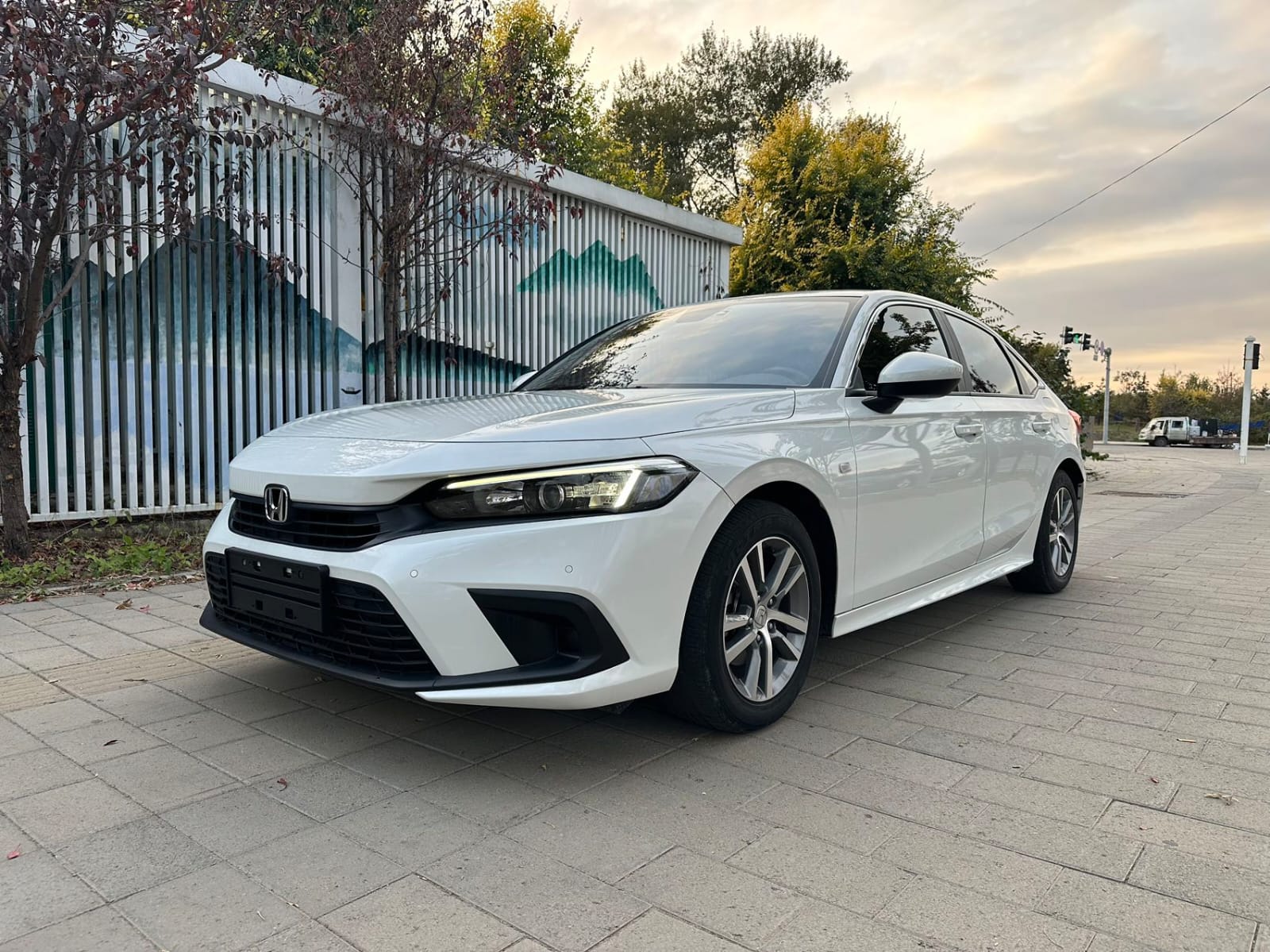 Honda Civic 180 Turbo CVT