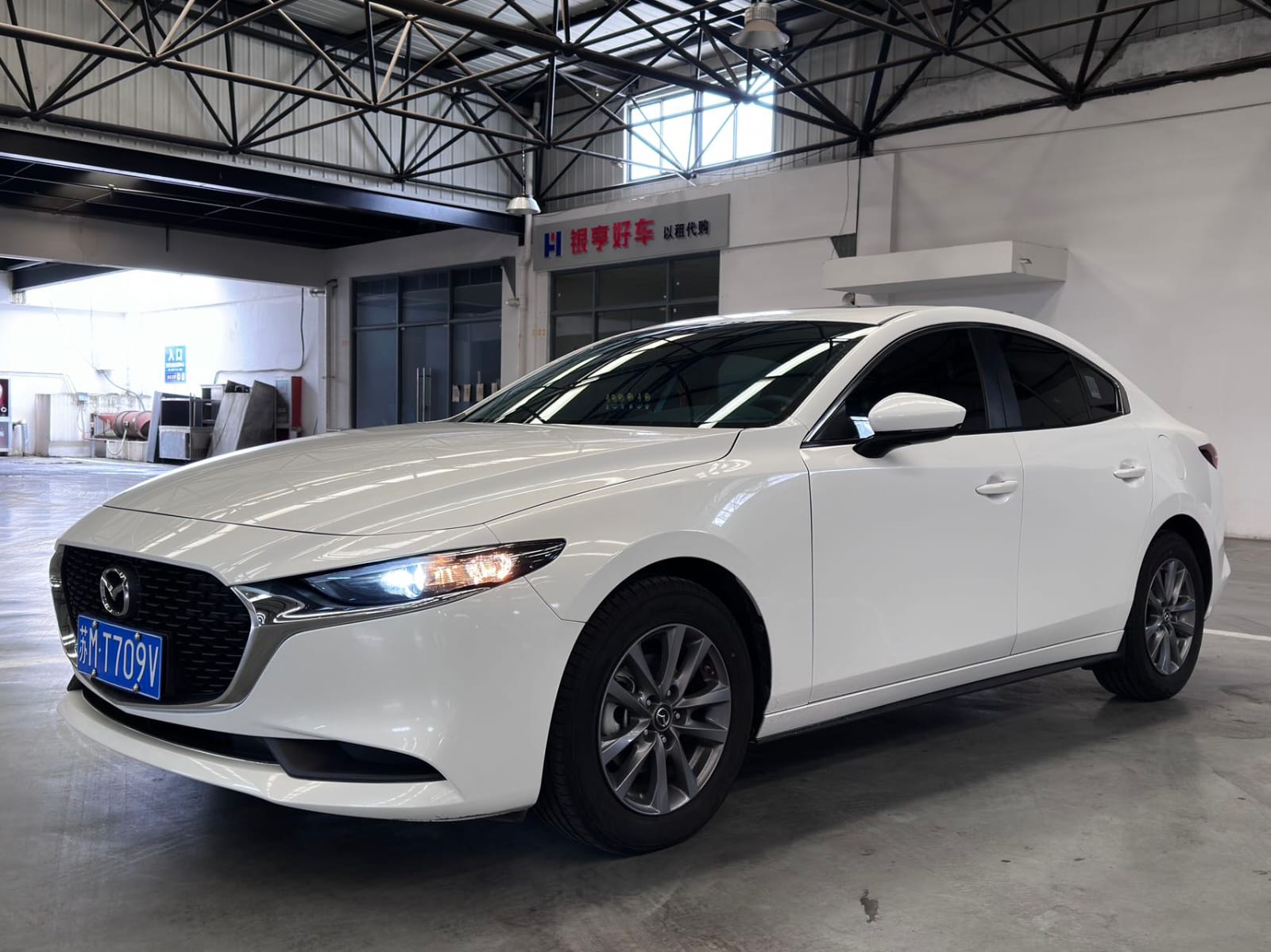Mazda 3 Axela 1.5L Automatic