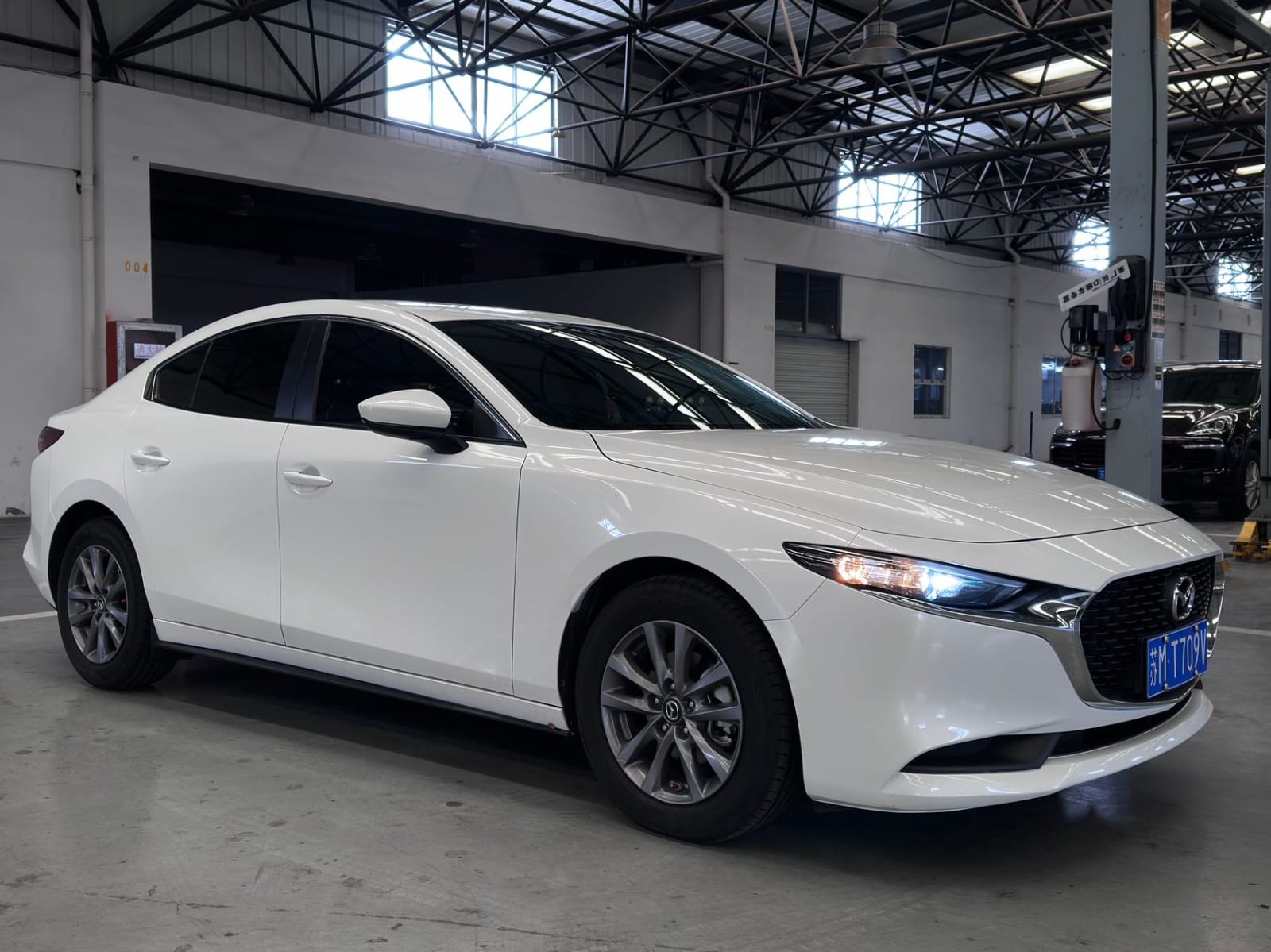 Mazda 3 Axela 1.5L Automatic