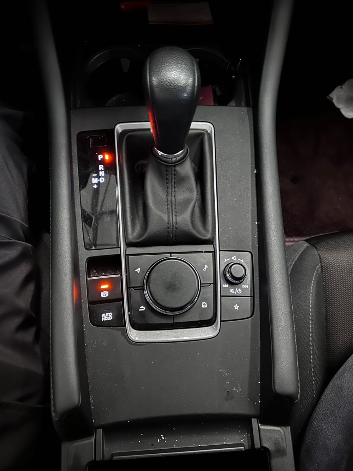 Mazda 3 Axela 1.5L Automatic