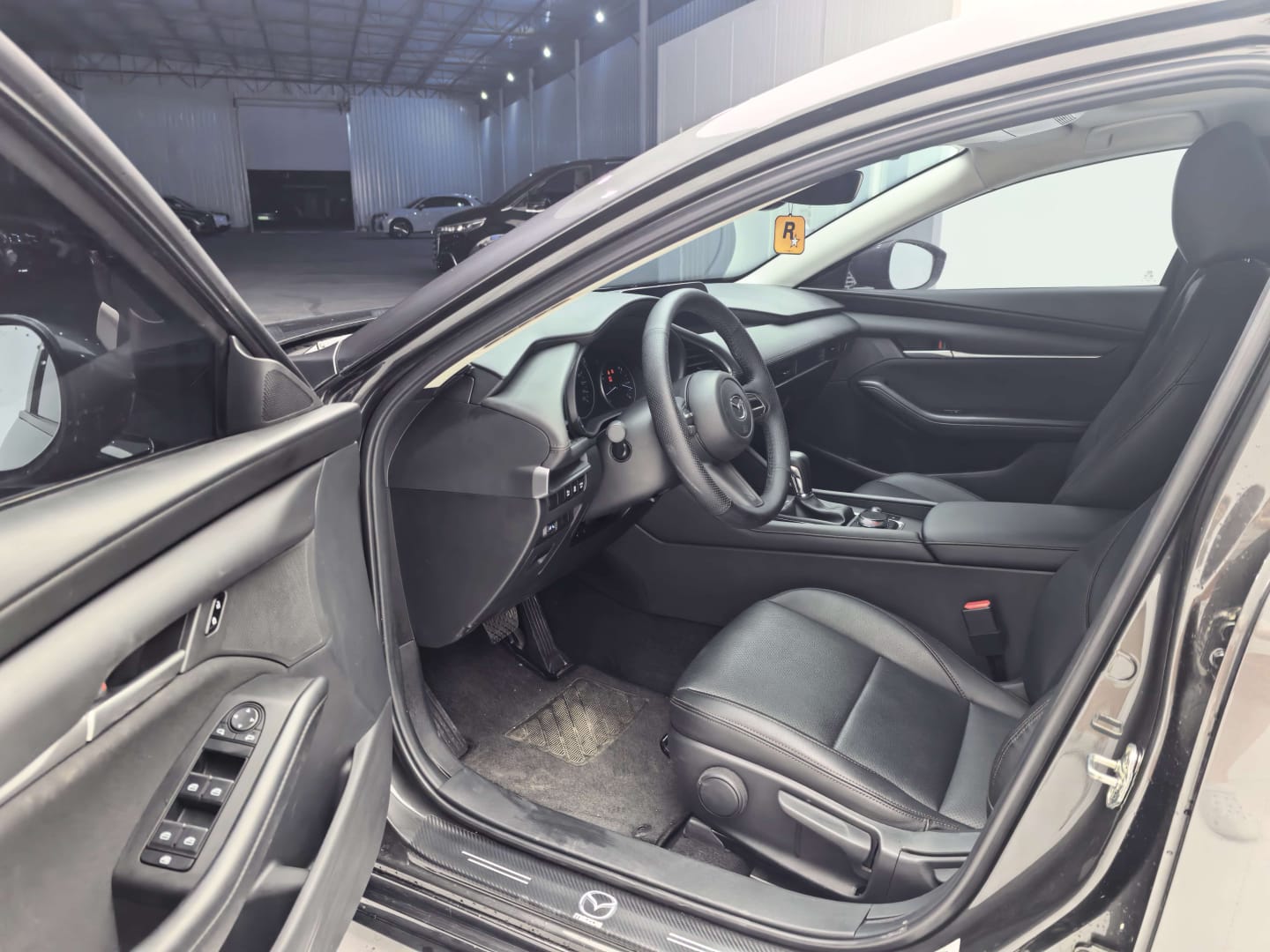 Mazda 3 Axela 1.5L