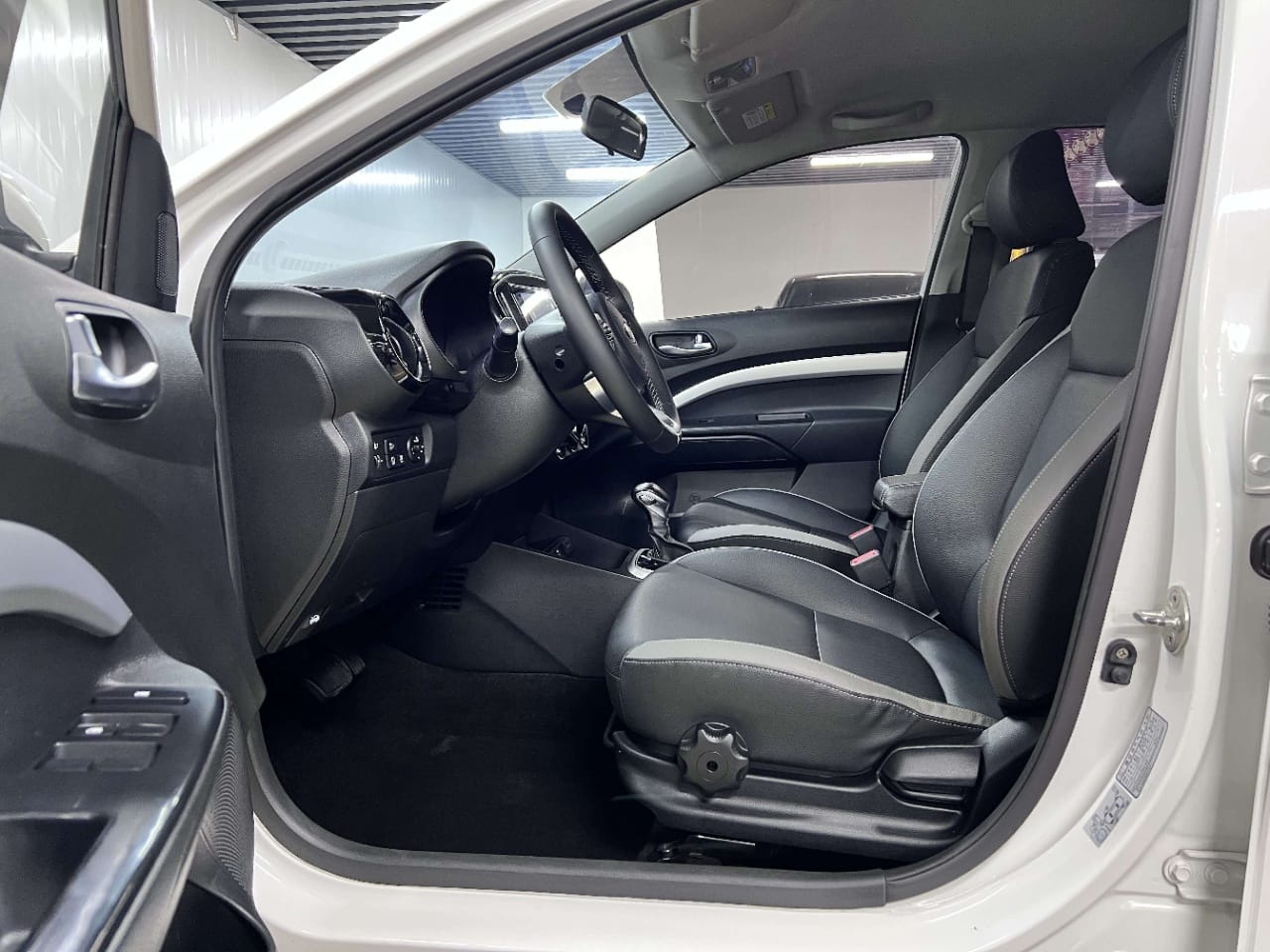 Kia KX1 1.4L
