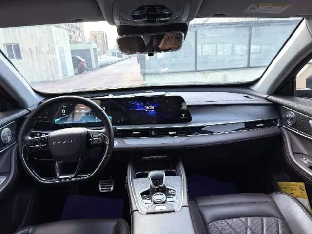 Chery Tiggo 8 Pro 2.0T 390T Quad-Drive Storm Edition