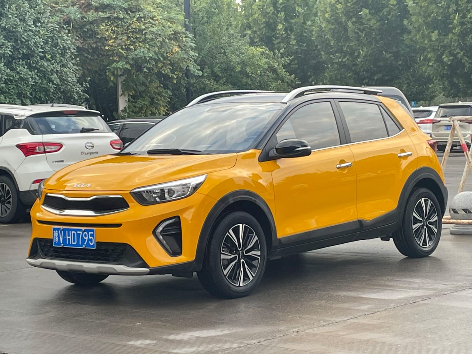 Kia KX1 1.4L CVT Skylight Edition